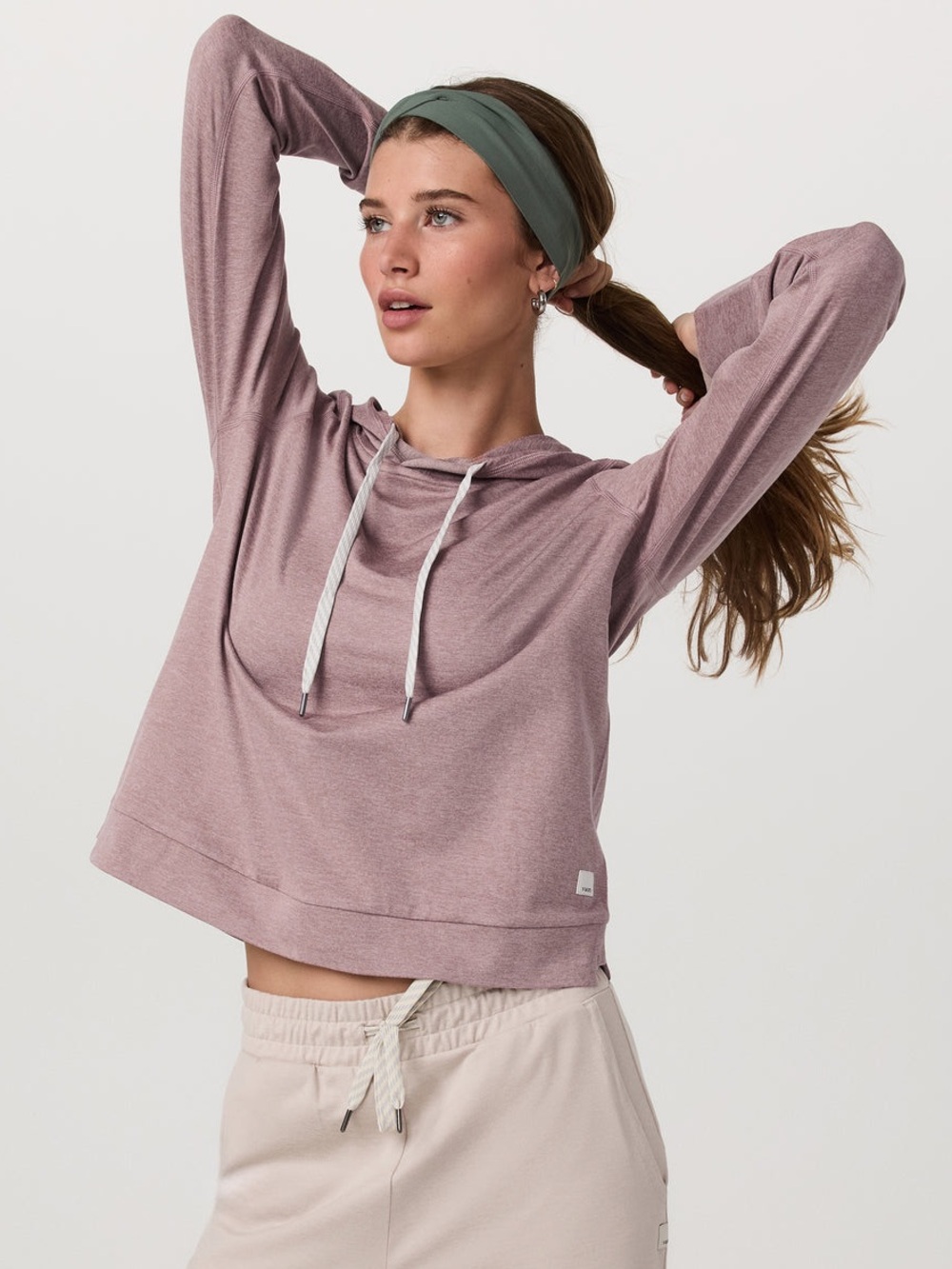 NEW! Vuori Halo Essential Hoodie Zion Rose Heather Size Medium